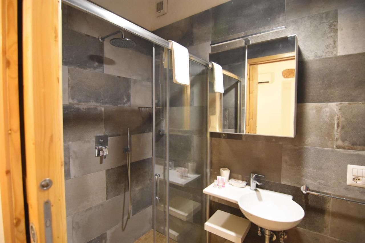 Un Salto A Napoli Apartamento Exterior foto